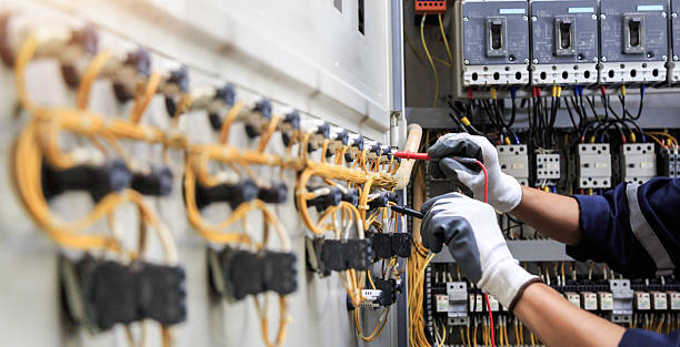 Professional Electrician technician working in Chesterbrook, PA